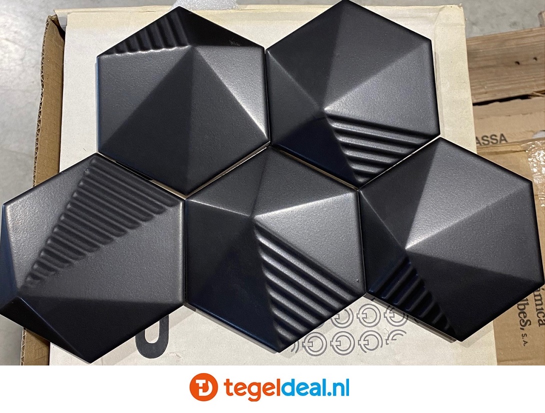 OPRUIMING :  1,44 m2 Hexagon 3D wandtegels Equipe, Magical 3D BLACK MATT - 1,44 m2 voor 60,00 euro 